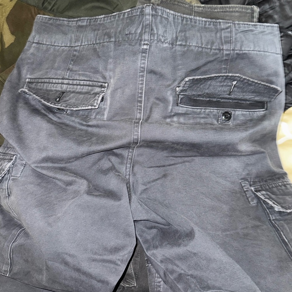 Abercrombie & Fitch I Men’s I Cargo I Slim I Zip-hem I Black-charcoal